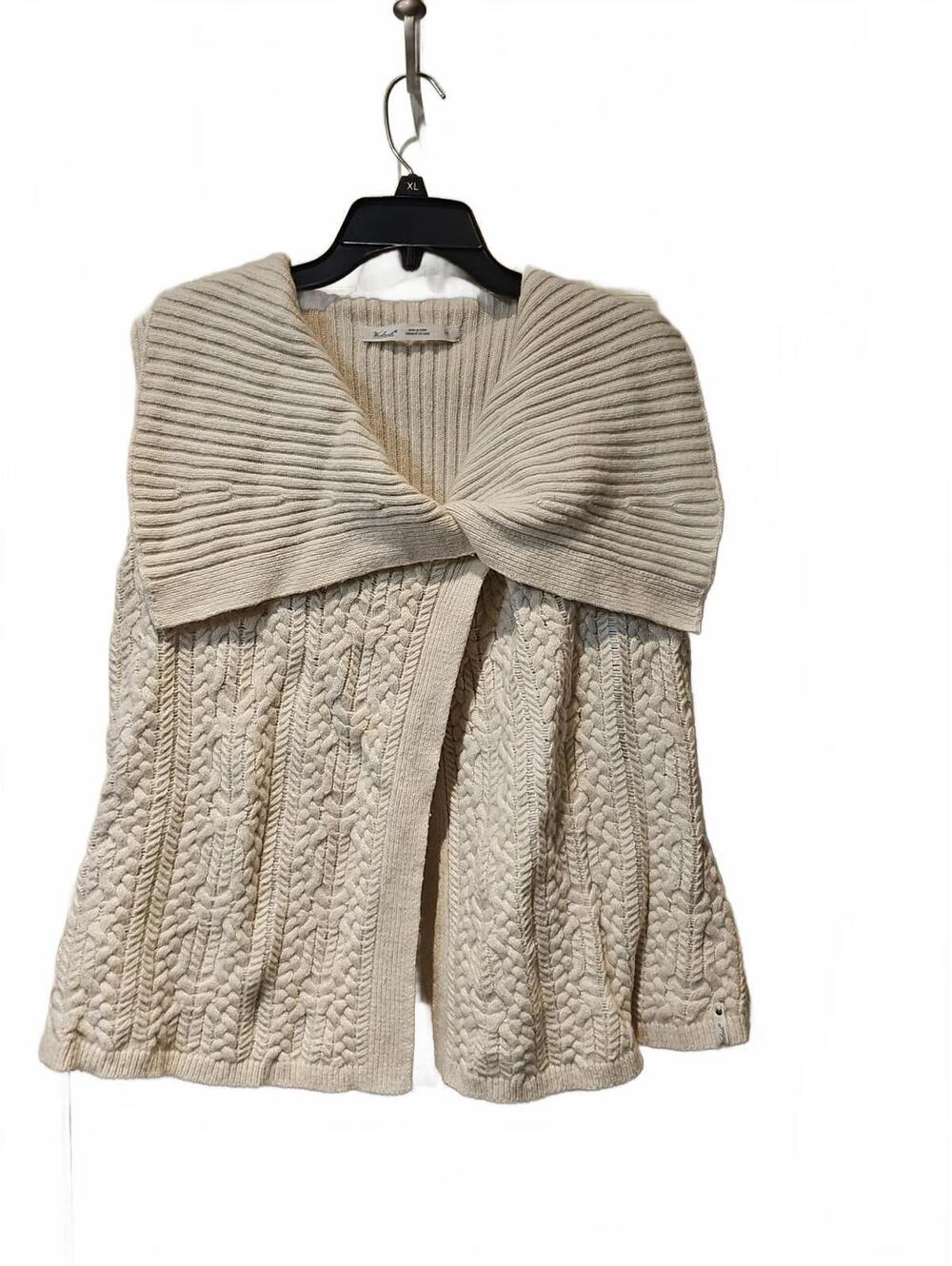 Woolrich Wool Blend Cable Knit Vest Cream Fold Over Collar Button Sz L
